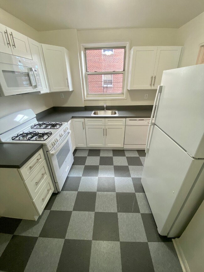 Foto del edificio - 142 Pelham Rd