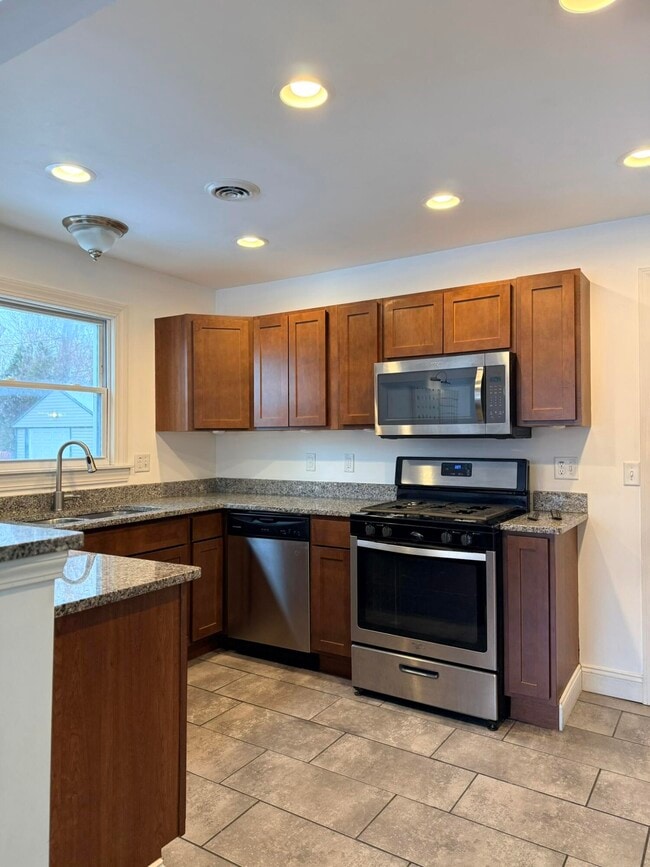 Foto del edificio - 541 E Bennett Ave