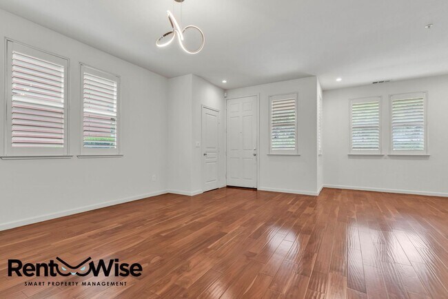 Foto del edificio - 25425 Huntwood Ave
