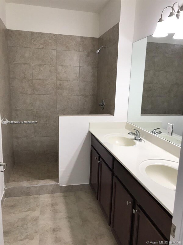 Foto del edificio - 230 NW 109th Ave