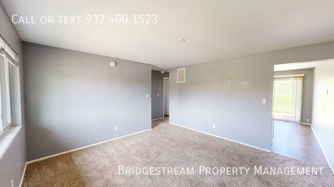 Building Photo - Cozy 2BR 1BA Ranch Unit in Huber Heights