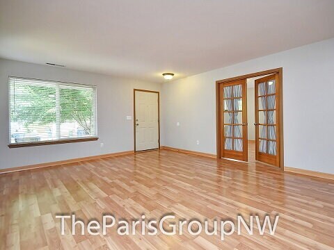 Foto del edificio - Delightful 2005 Cedar River Renton Rambler – Central A/C - Just 5min to Downtown!