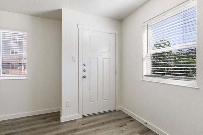 Building Photo - 12603 Telge Rd