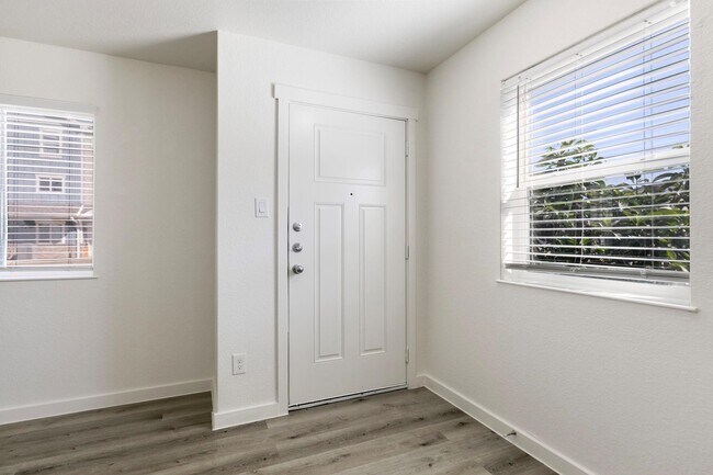 Foto del edificio - 12603 Telge Rd