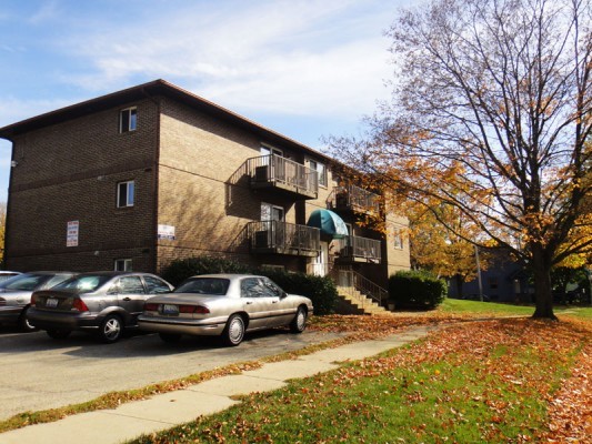 Building Photo - 404 Woodley Rd