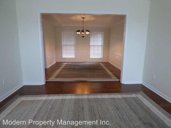 Building Photo - 4 br, 2.5 bath House - 2205 Barrington Lane