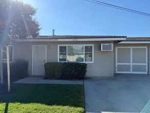 Building Photo - 12340 Ross Pl