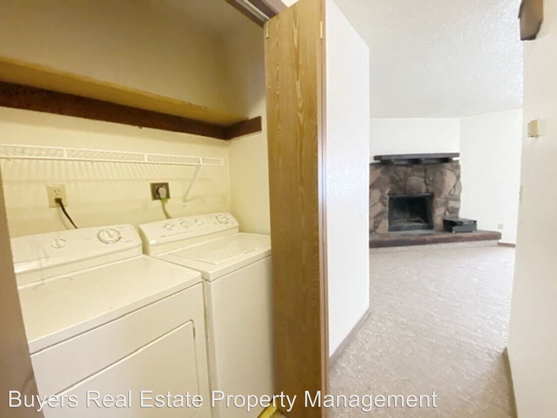 Foto principal - 8531 Shrub Ct