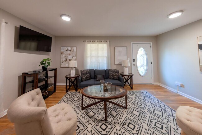 Foto del edificio - 6216 Lance Ln
