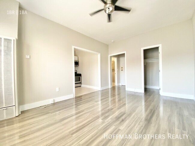 Foto del edificio - 2933 W 8th St