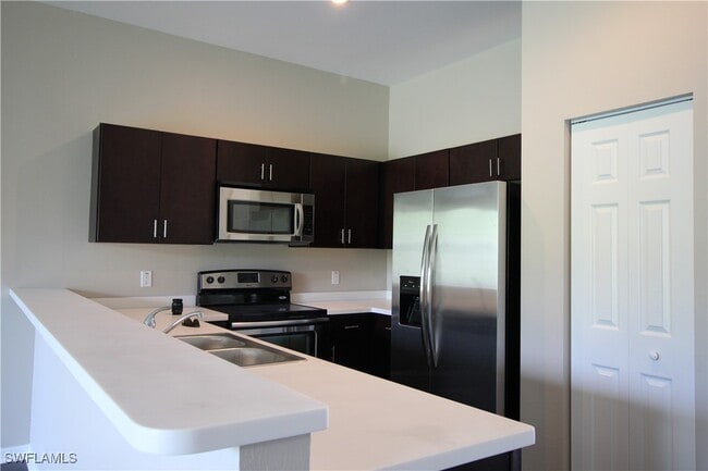 Building Photo - 16550 Bent Palms Cv