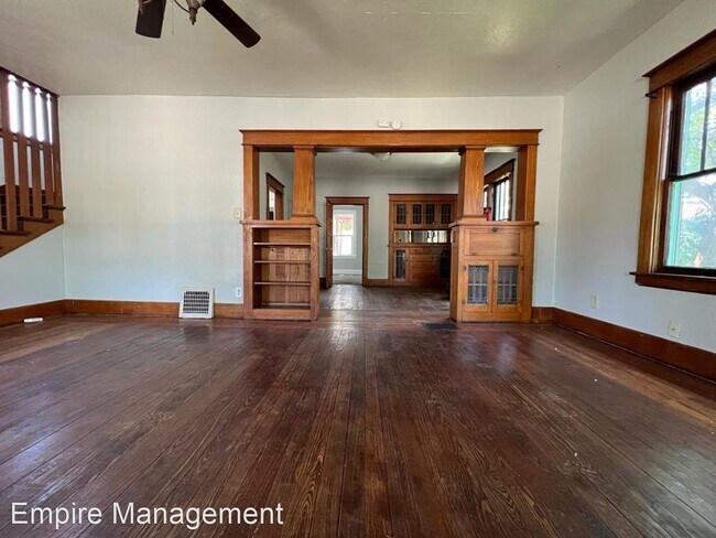 Building Photo - 3 br, 1 bath House - 3112 Mishawaka Avenue