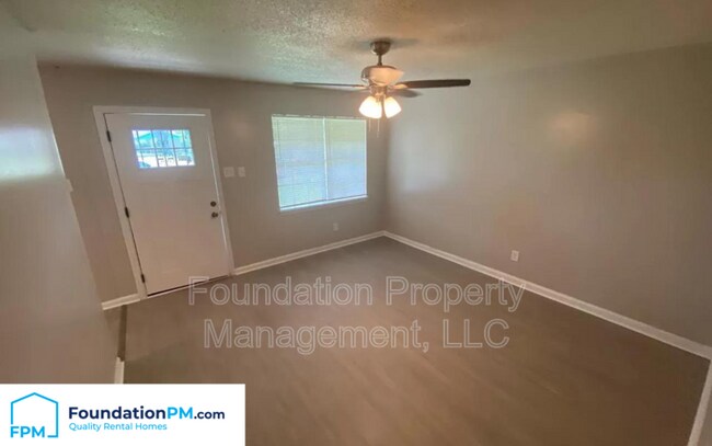 Building Photo - 3694 Ford Rd