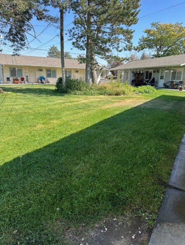 Foto principal - 4445 Circle Pl NE