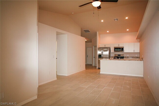 Foto del edificio - 1317 SE 8th Pl