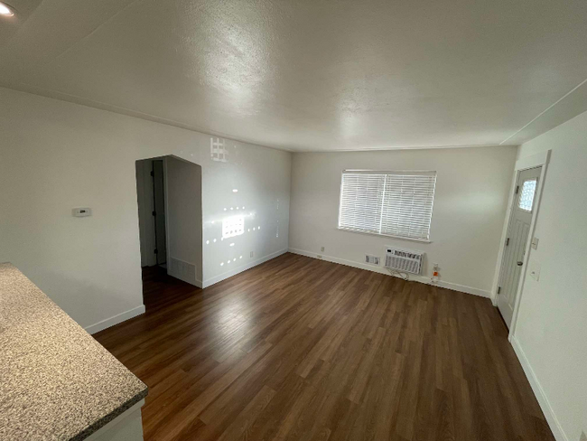 Photo - 1772 Chester St Townhome