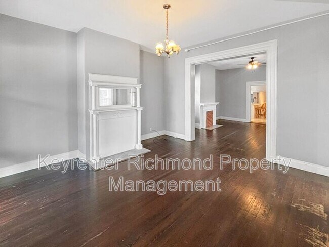 Building Photo - 2220 E Marshall St