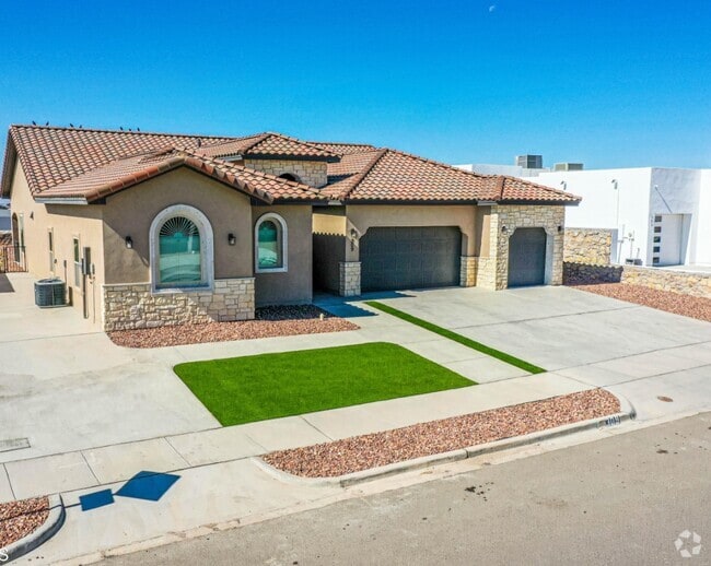 Building Photo - 309 Blue Valley Dr