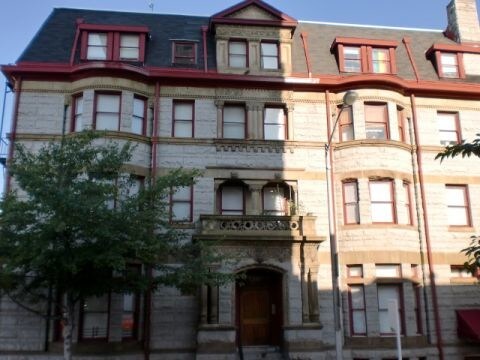 Grey Stone Mansion - 1300 St Paul St
