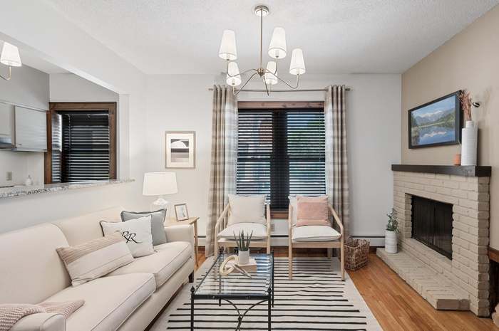Foto principal - 1715 Stevens Ave S