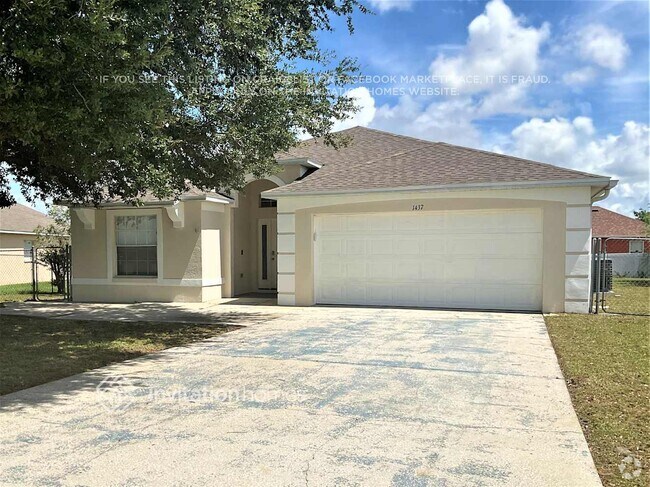 Building Photo - 1437 Bluff Loop