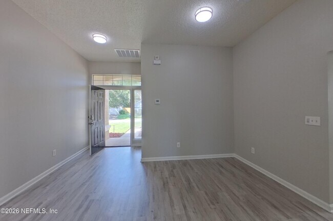Foto del edificio - 2990 Brittany Bluff Dr