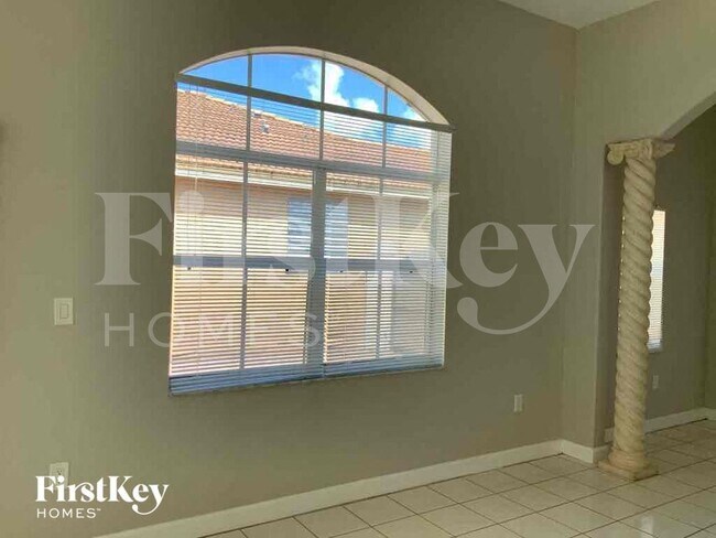 Foto del edificio - 12964 NW 8th Ln