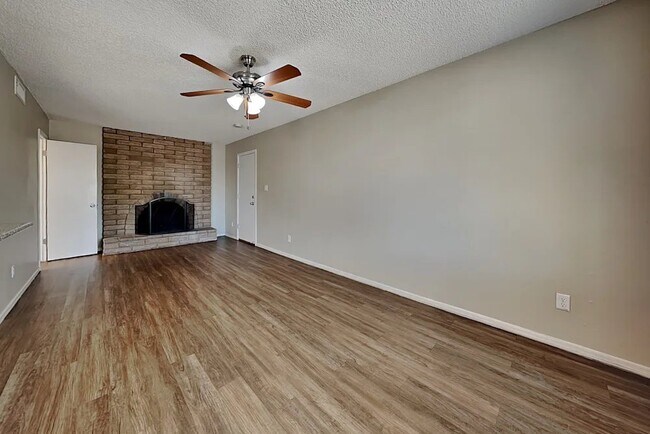 Foto del edificio - 4409 N 90th Dr
