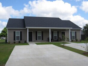 Building Photo - 3483 Studstill Rd
