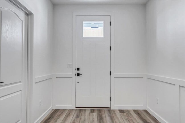 Foto del edificio - 16507 Honey Locust Dr