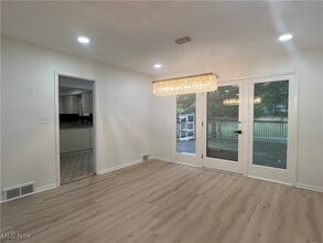 Building Photo - 2331 Milton Rd