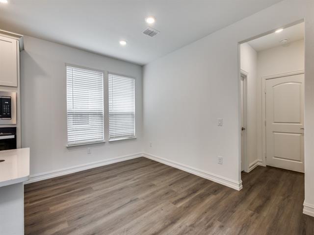 Foto del edificio - 4920 Ripley Ave