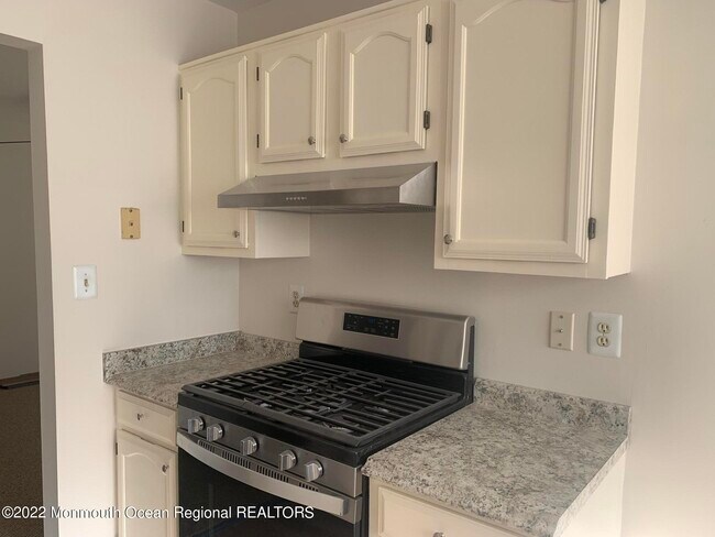 Building Photo - 378 Brookview Ct