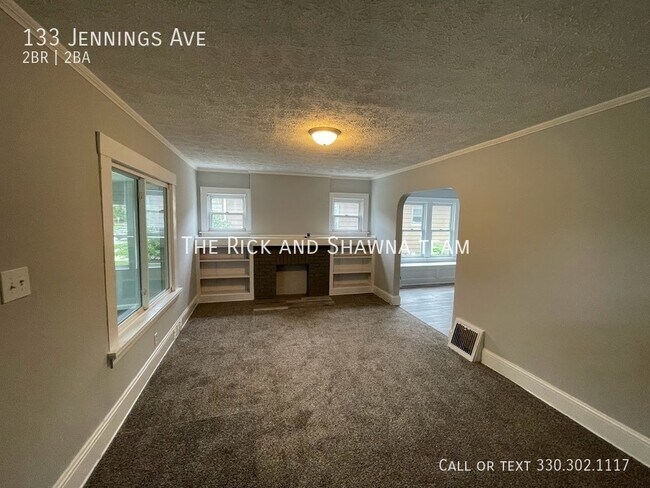 Foto del edificio - Two bedroom two bathroom home for rent