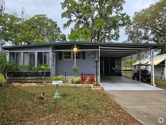 Building Photo - 1204 Crest Ct