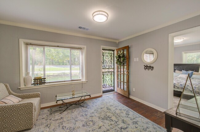 Building Photo - 9224 Poplar Pike