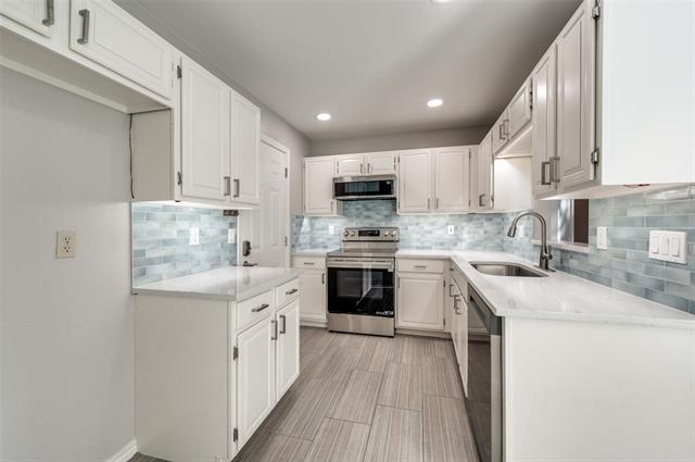 Foto del edificio - 18107 Whispering Gables Ln