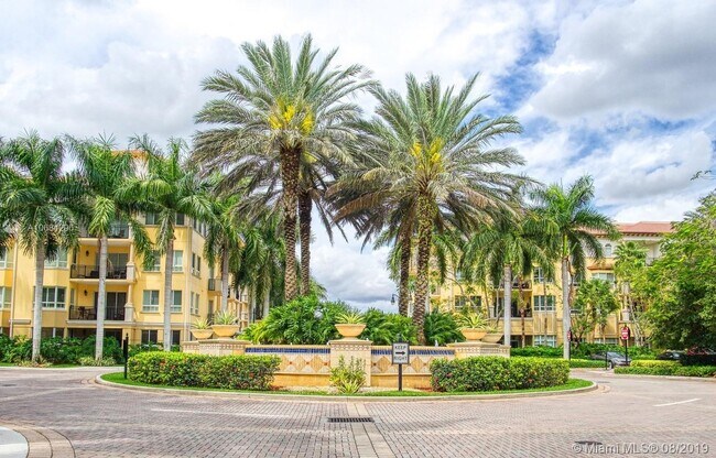 Foto del edificio - 16101 Emerald Estates Dr