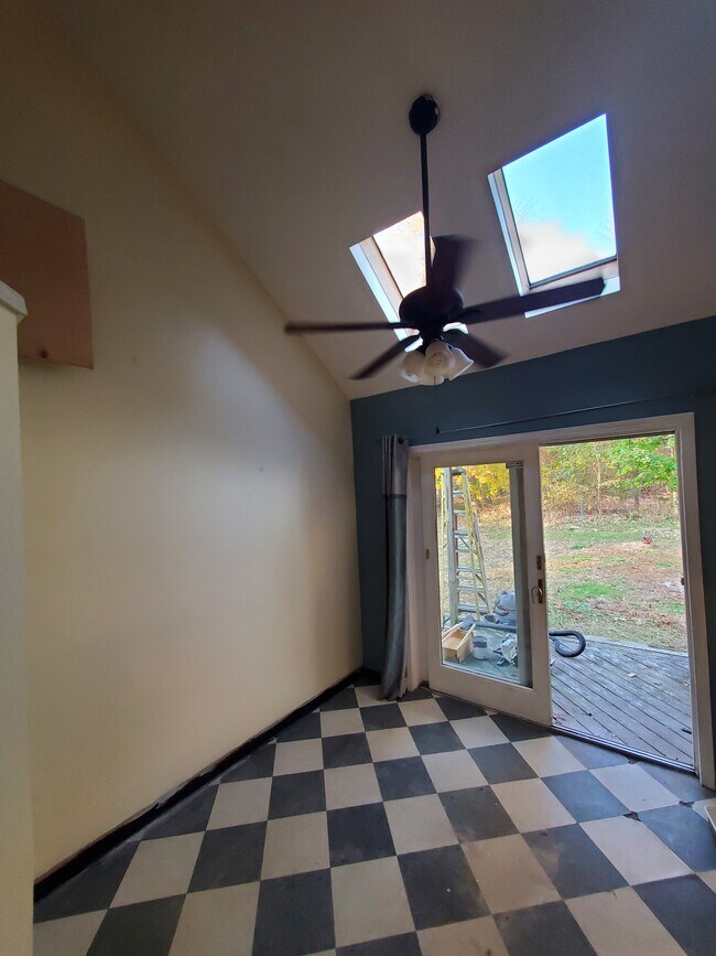 Foto del edificio - 410 Gardnertown Rd