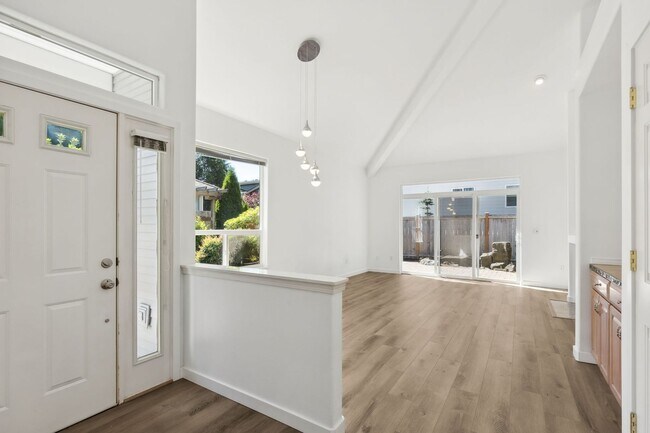 Foto del edificio - Mill Creek and Bothell just minutes away!