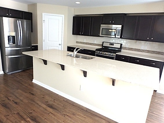 Building Photo - 248 Rolling Meadows Dr