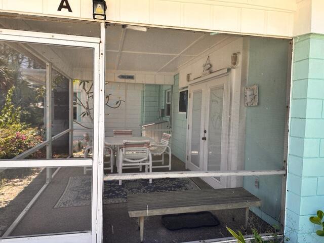 Building Photo - 1125 S Ocean Dr