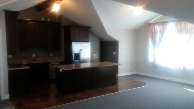 Foto del edificio - 6315 S Cyclamen Sq