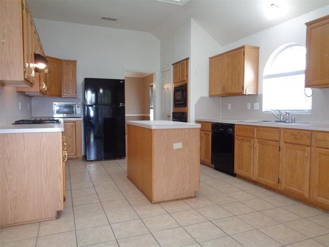 Foto del edificio - 7510 Colfax Dr