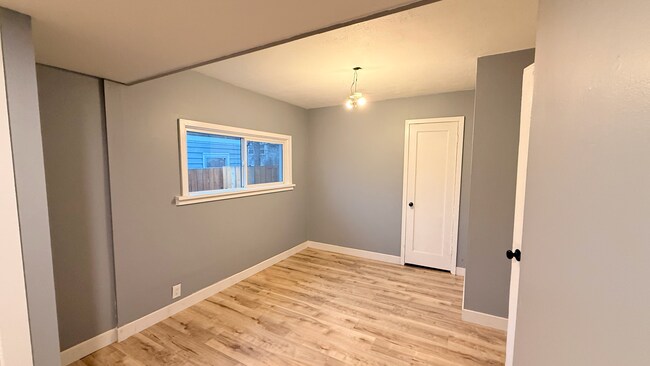 Foto del edificio - 1069 N 1st St