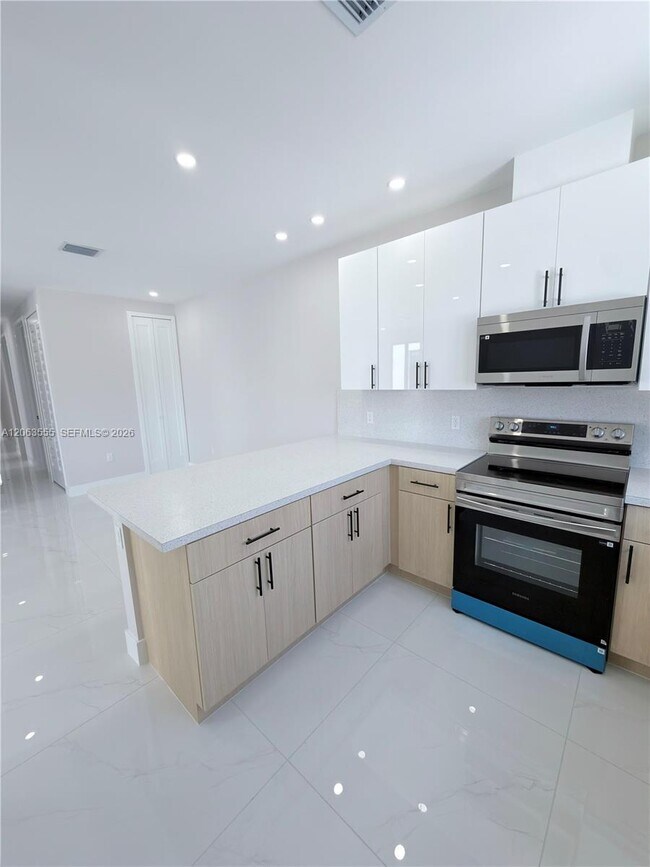 Foto del edificio - 12368 SW 219th St