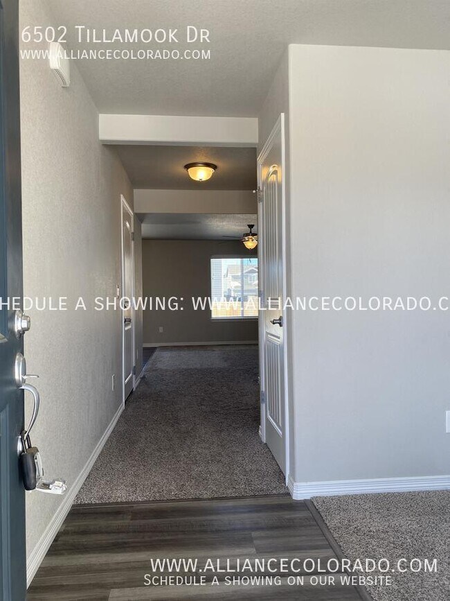 Building Photo - 6502 Tillamook Dr