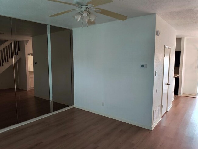 Building Photo - 12500 Brookglade Cir