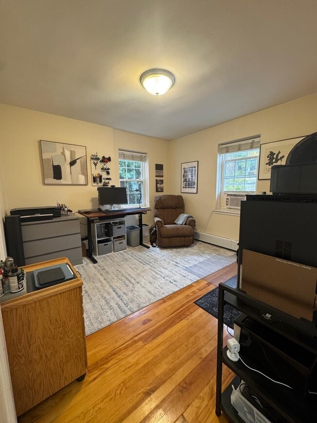 Building Photo - 31 Hammond Pond Pky