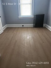 Building Photo - 51 S High St